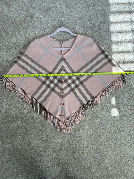 Burberry Pink Poncho - Picture 5 of 13